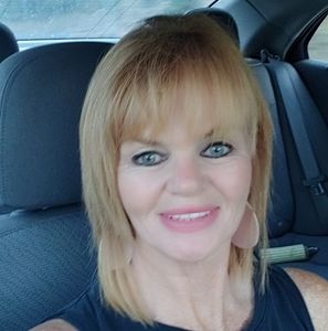 Meet your Posher, Beth